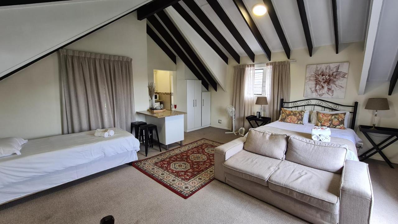 Hathaway Guest House East London Buitenkant foto