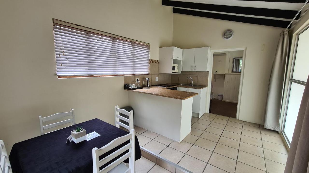 Hathaway Guest House East London Buitenkant foto